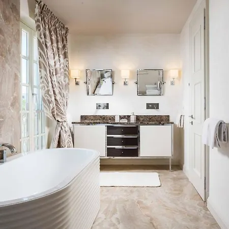 فيلة Prestige Tar-Vabriga